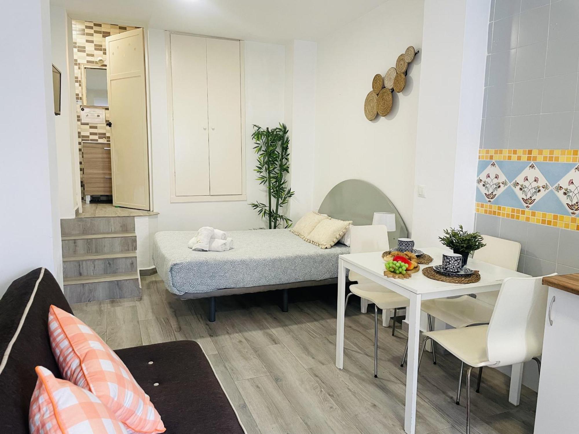 Estudio Jimena Carabeo En El Centro De เนร์คา ภายนอก รูปภาพ